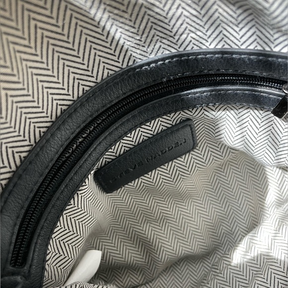 Steve Madden Quilted Convertible Bag - Black with Gunmetal Accents - y2k vintage - Picture 13 of 13